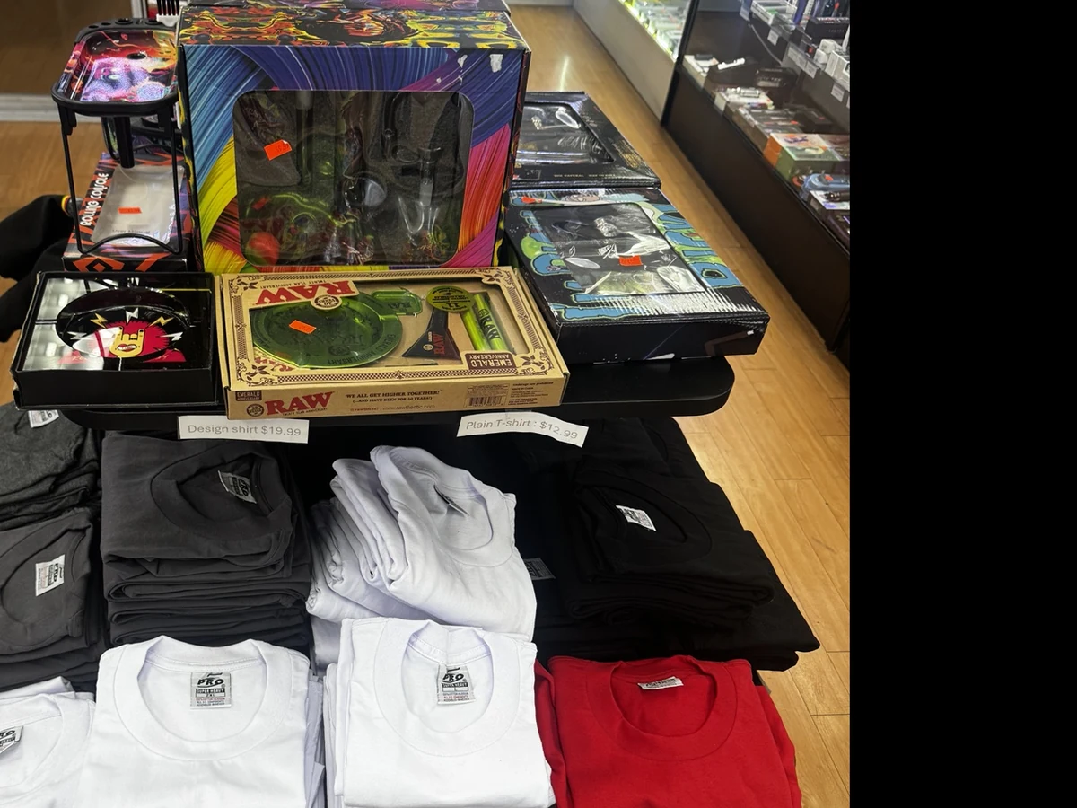 صواني وإضافات